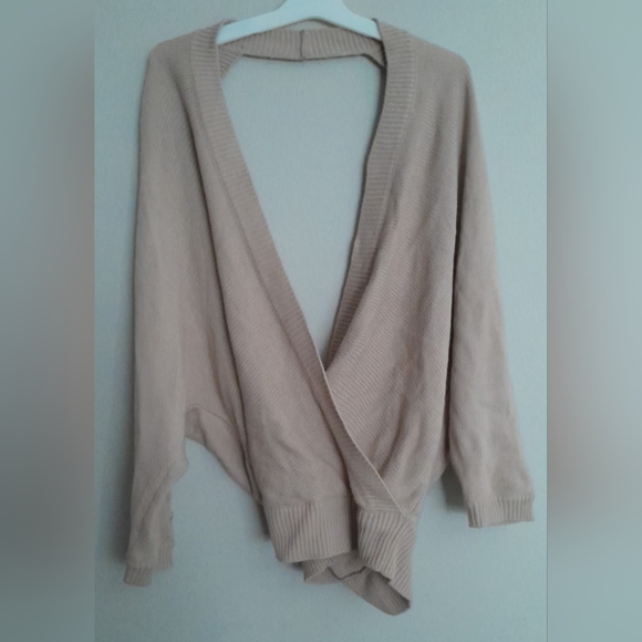 Fashion Nova Sweaters - Women's Cream Sweater